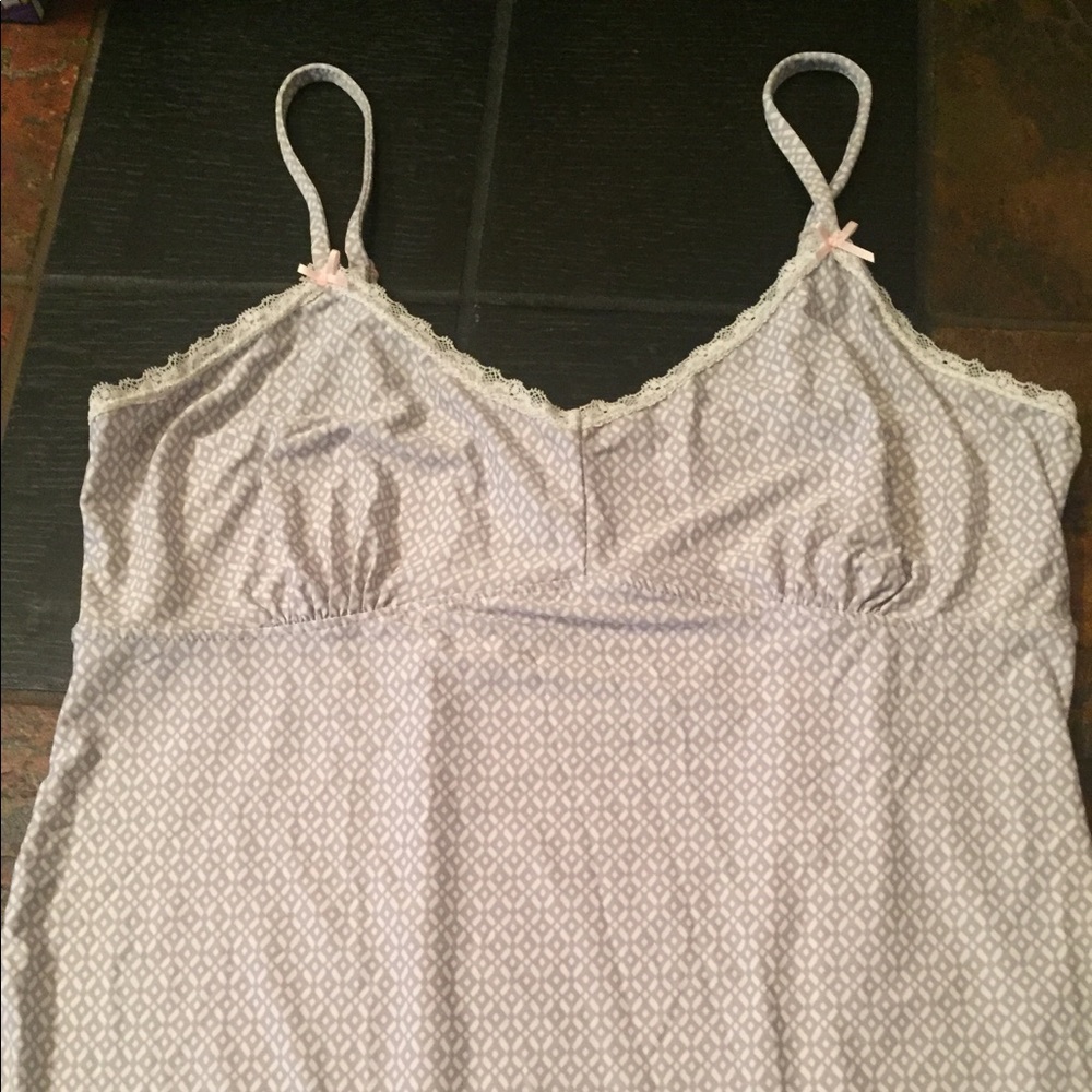 Gray and White Size Petite XL Nightgown